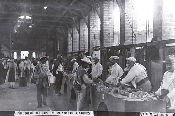Mercado de carnes del mercado cubierto de Guayaquil. 1910.