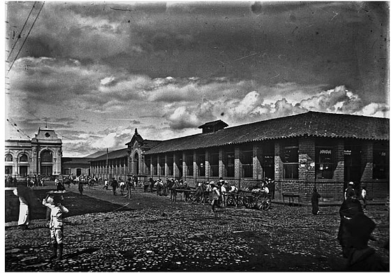 Plaza de Cisneros. 1916.