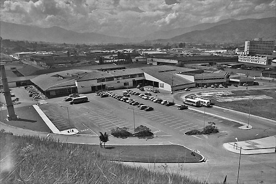 Centro comercial San Diego. Gabriel Carvajal Pérez. 1975