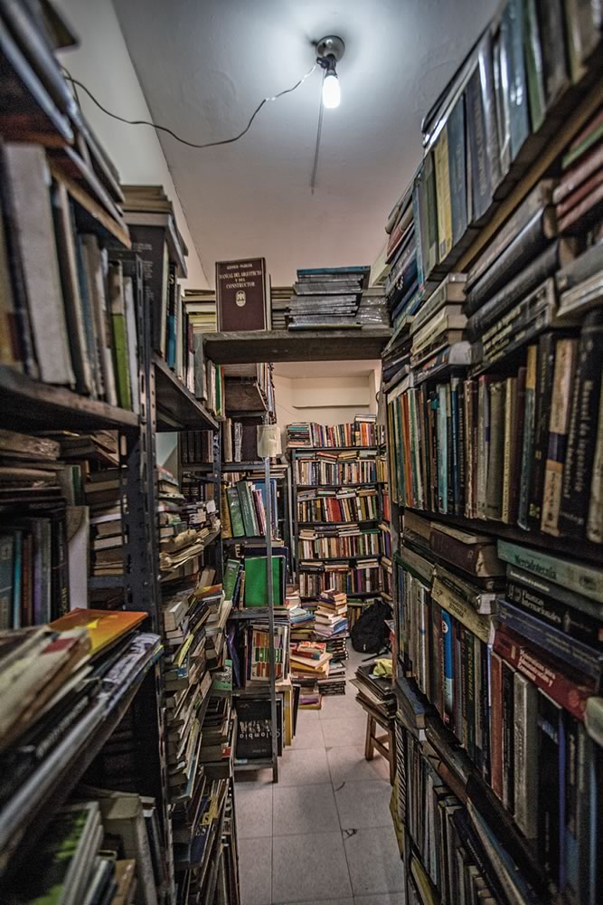 EL LIBRO TIBETANO DE LA VIDA Y DE LA - Bookstore Ecuador