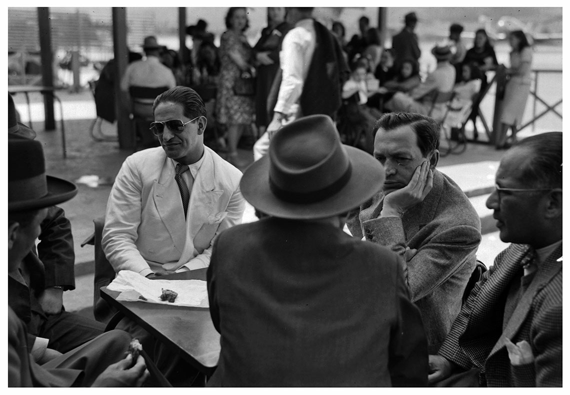 Fotografía de Gabriel Carvajal, 1947. Archivo fotográfico Biblioteca Pública Piloto